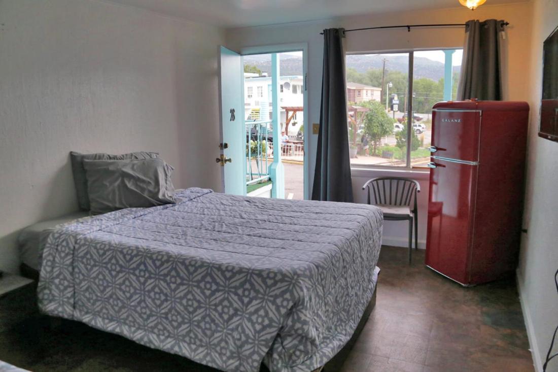 La Fon Motel Manitou Springs Extérieur photo